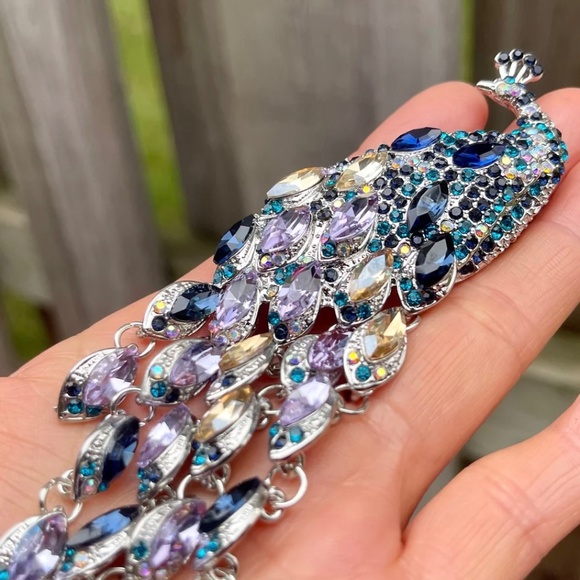 Large Peacock Brooch Blue purple Peacock Brooch Moveable Tassel Tail - Picture 5 of 5